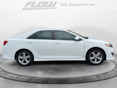 2013 Toyota CAMRY SE