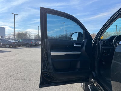 2016 Toyota TUNDRA 4X4 SR5 5.7L V8