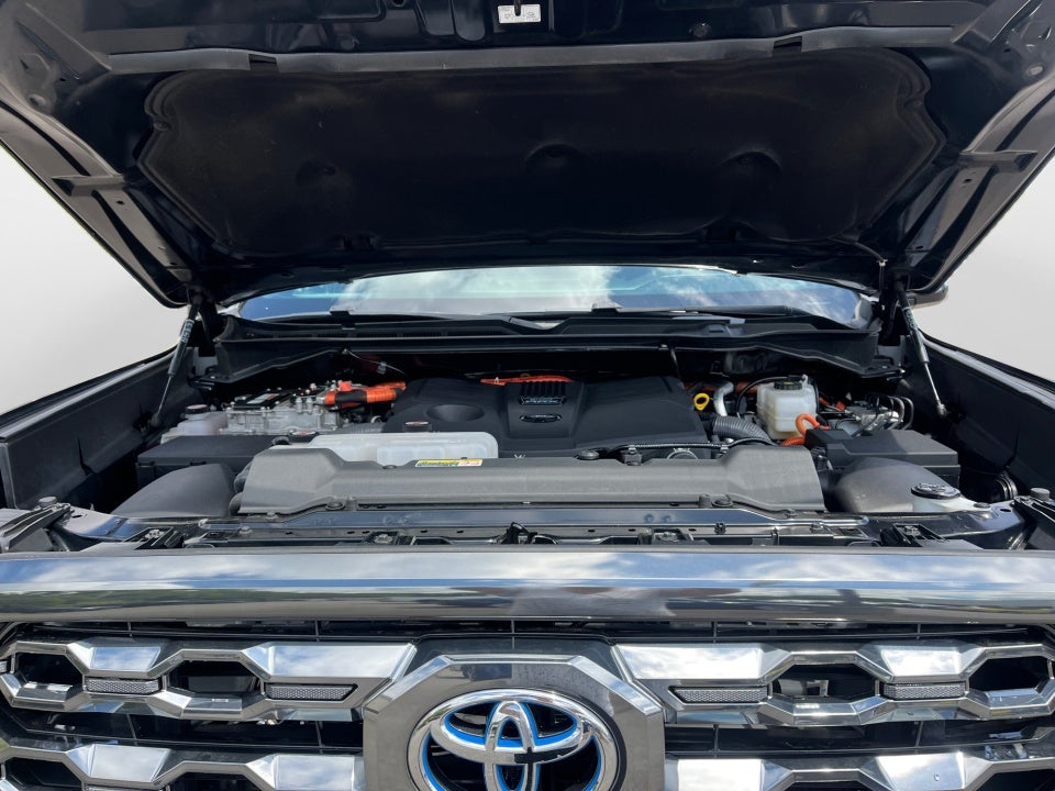 2024 Toyota TUNDRA HV 4X4 Platinum 4WD