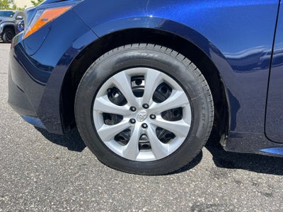 2025 Toyota COROLLA LE