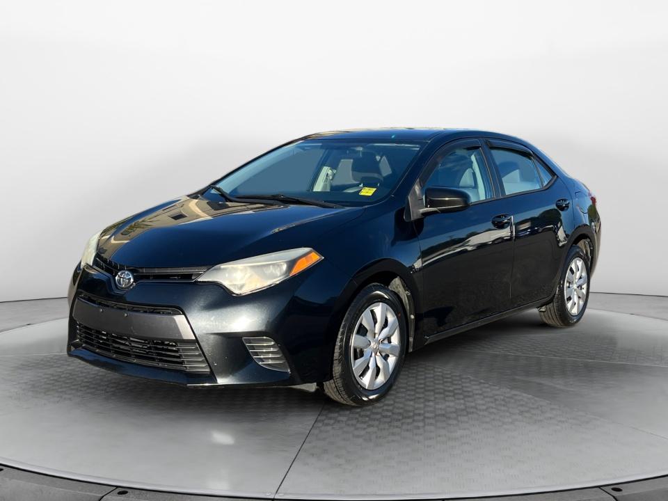 2015 Toyota COROLLA LE