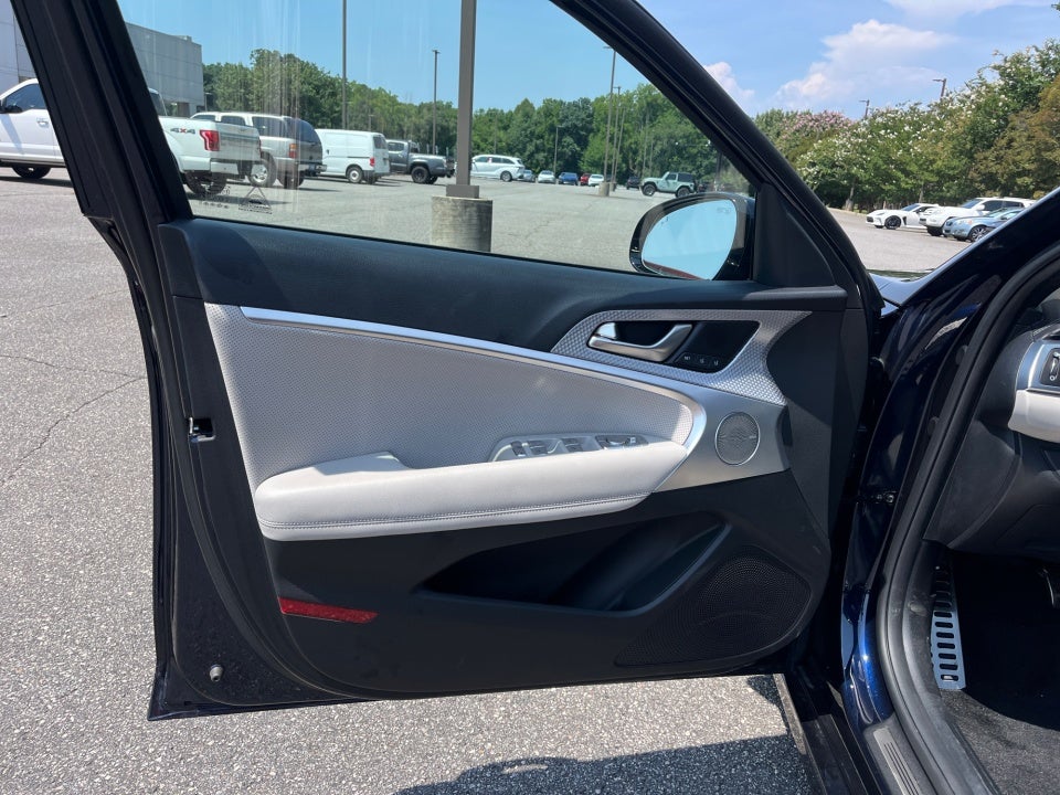 2023 Genesis G70 3.3T