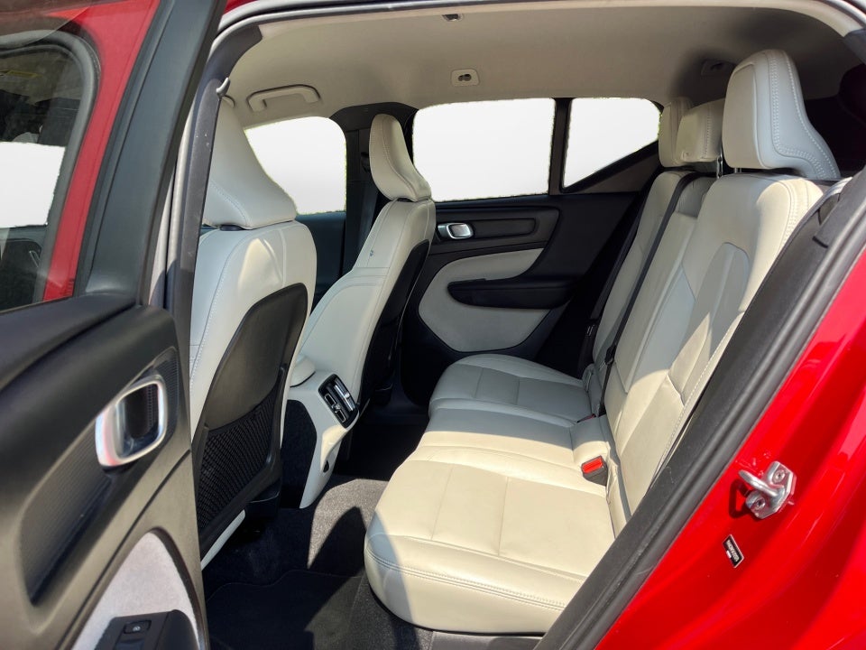 2019 Volvo XC40 T4 Momentum