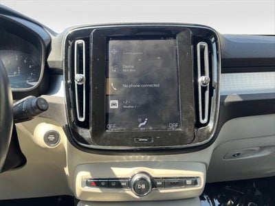 2019 Volvo XC40 T4 Momentum