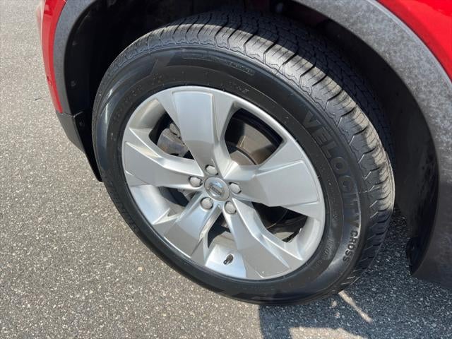 2019 Volvo XC40 T4 Momentum