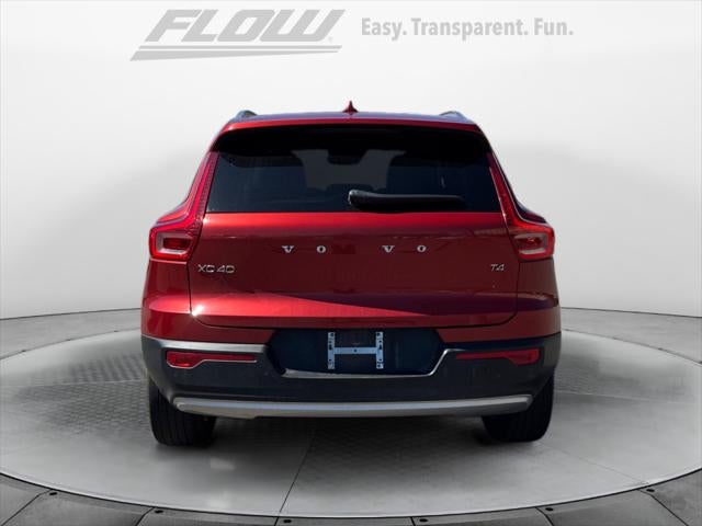 2019 Volvo XC40 T4 Momentum