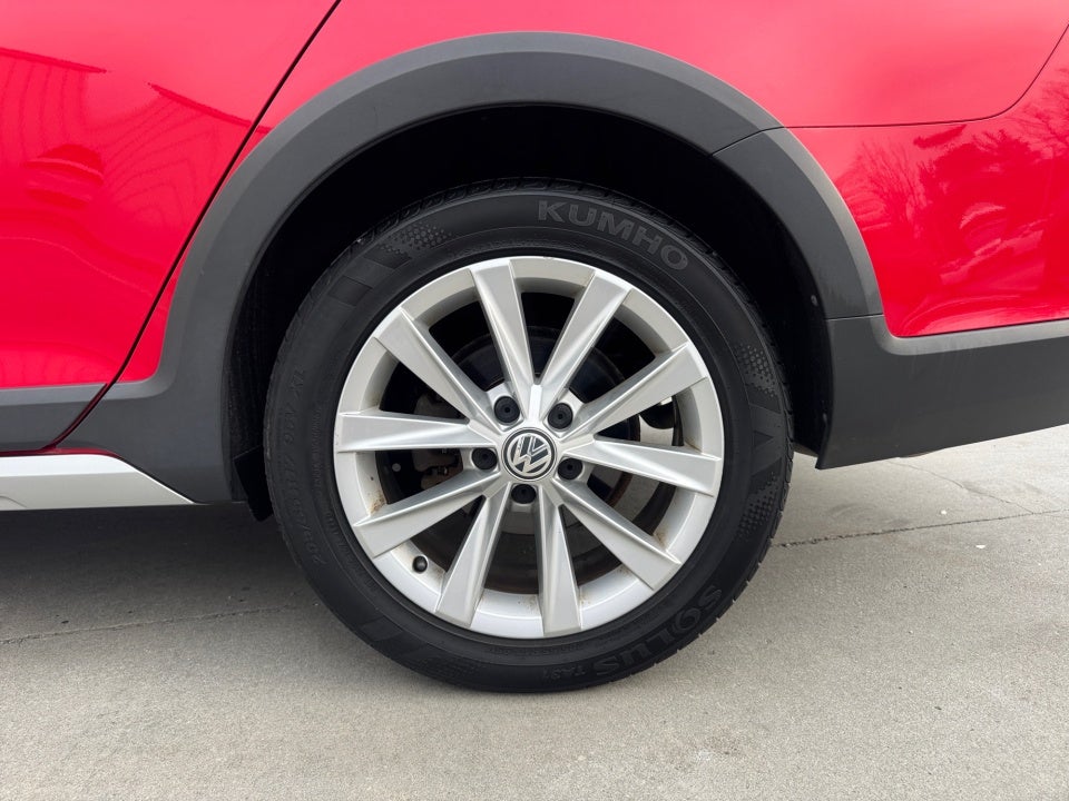 2017 Volkswagen Golf Alltrack TSI S