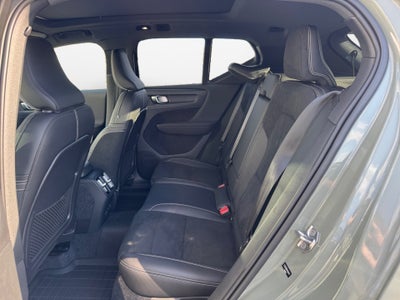 2021 Volvo XC40 Recharge Pure Electric P8