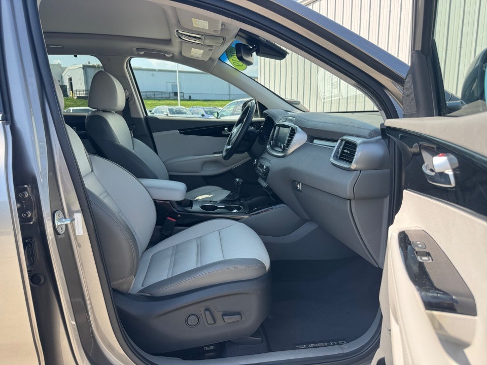 2019 Kia Sorento SX V6