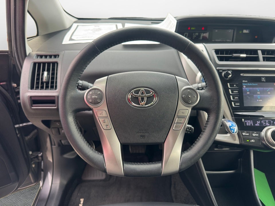 2015 Toyota Prius v Five
