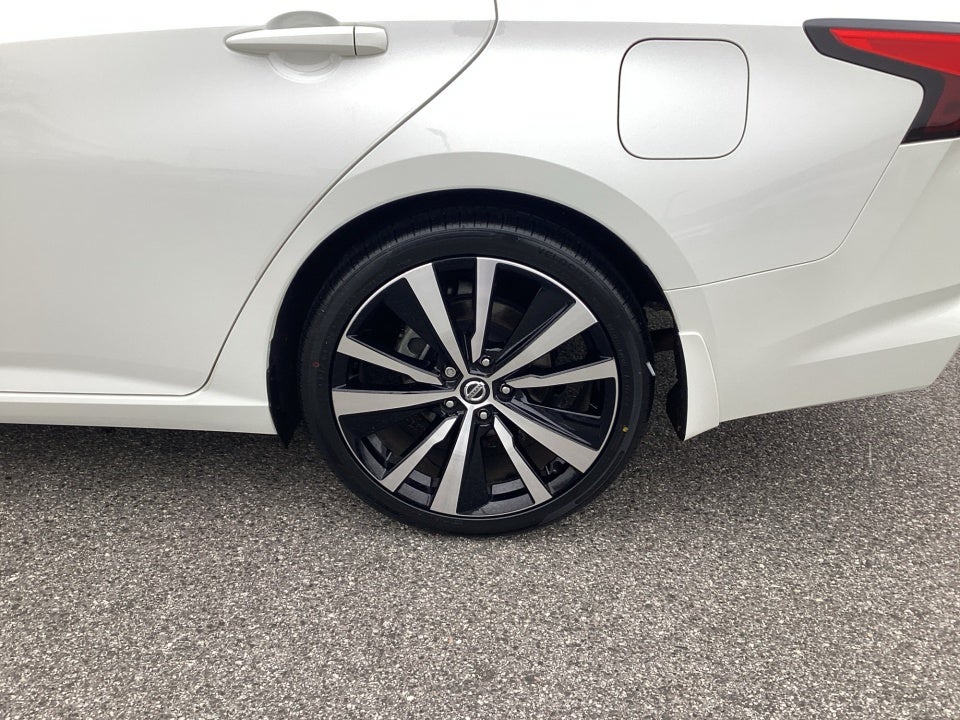 2022 Nissan Altima SR FWD