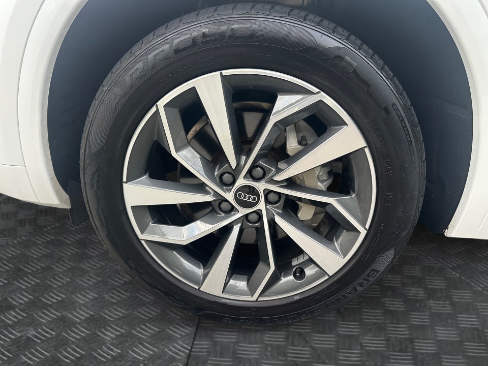 2023 Audi Q5 S line Premium Plus