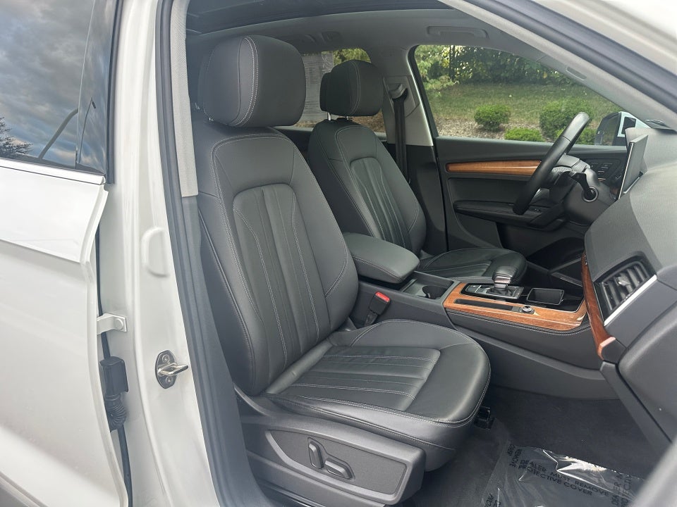 2023 Audi Q5 S line Premium Plus