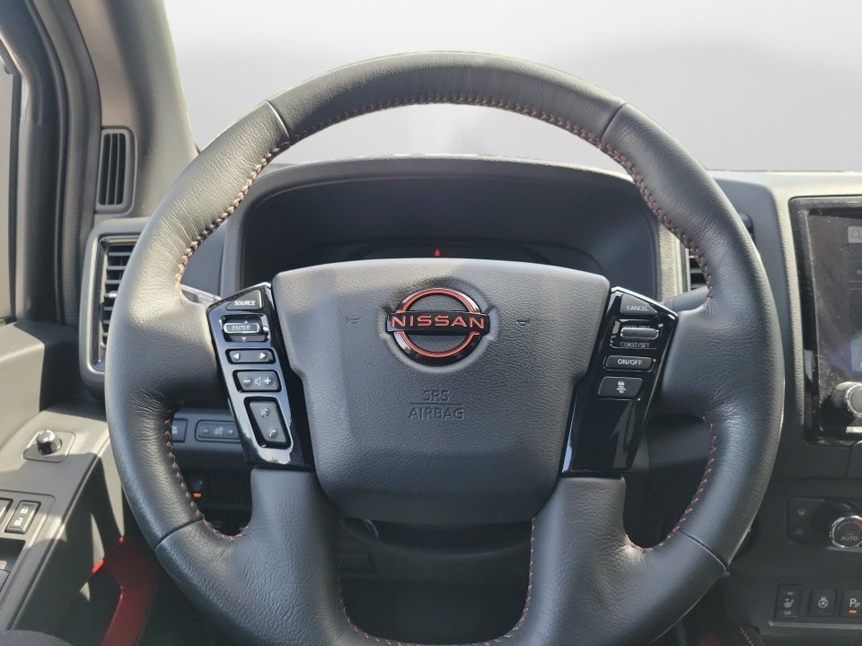 2023 Nissan Frontier Crew Cab PRO-4X 4x4
