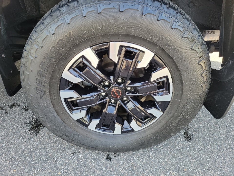 2023 Nissan Frontier Crew Cab PRO-4X 4x4