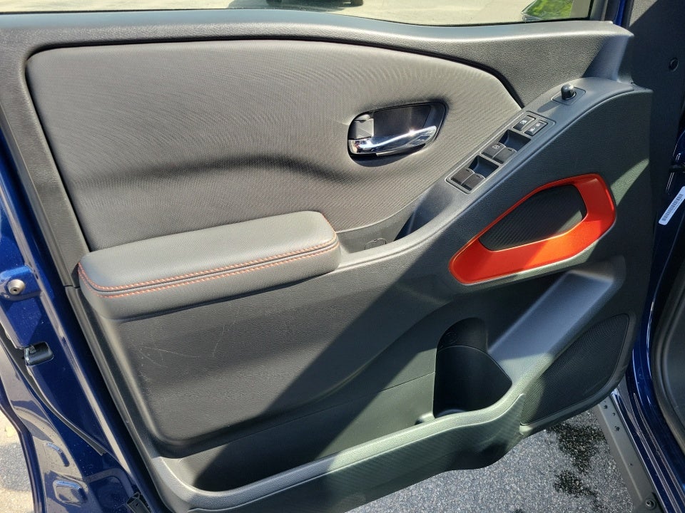 2023 Nissan Frontier Crew Cab PRO-4X 4x4