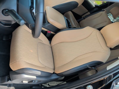 2024 Kia Carnival MPV LX Seat Package