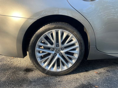 2016 Lexus ES 350 4dr Sdn