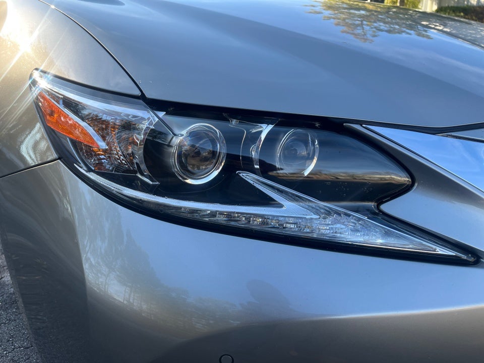 2016 Lexus ES 350 4dr Sdn