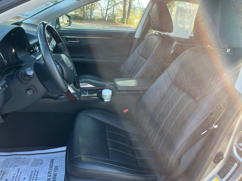 2016 Lexus ES 350 4dr Sdn