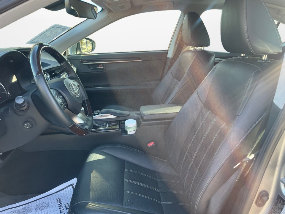 2016 Lexus ES 350 4dr Sdn