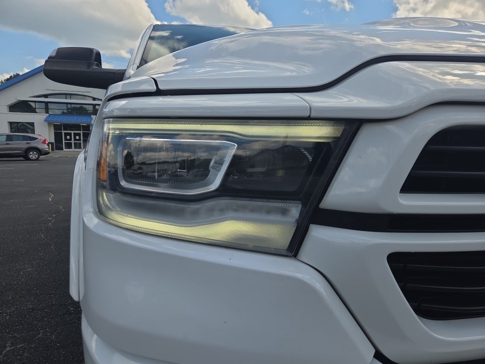 2022 RAM 1500 Laramie Crew Cab 4x4 5'7" Box