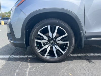 2021 Honda Pilot 2WD Touring 8 Passenger
