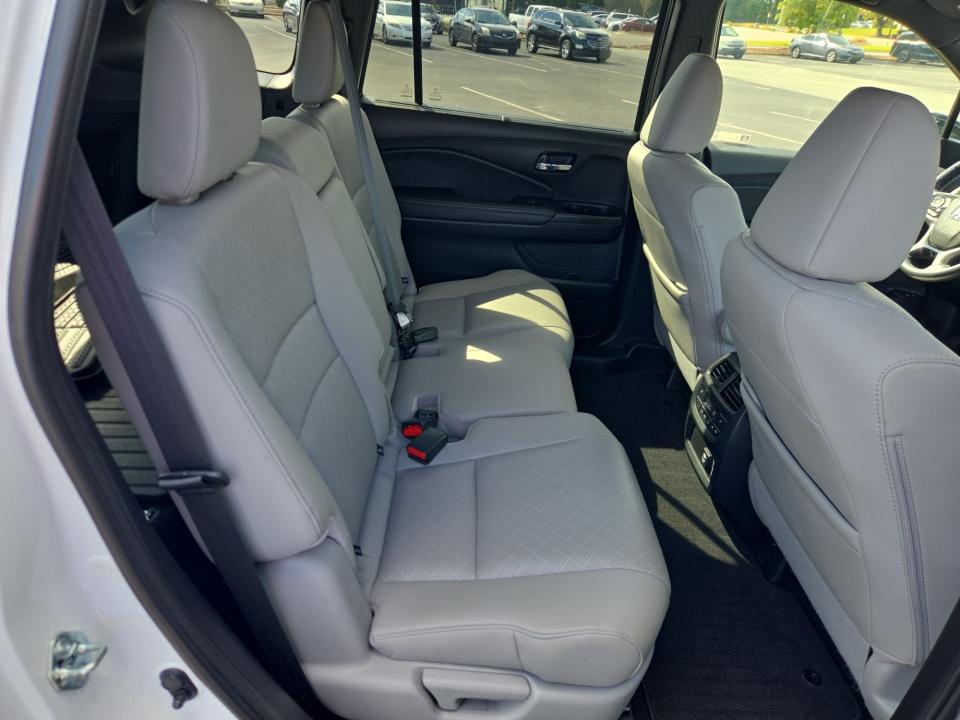 2021 Honda Passport Elite