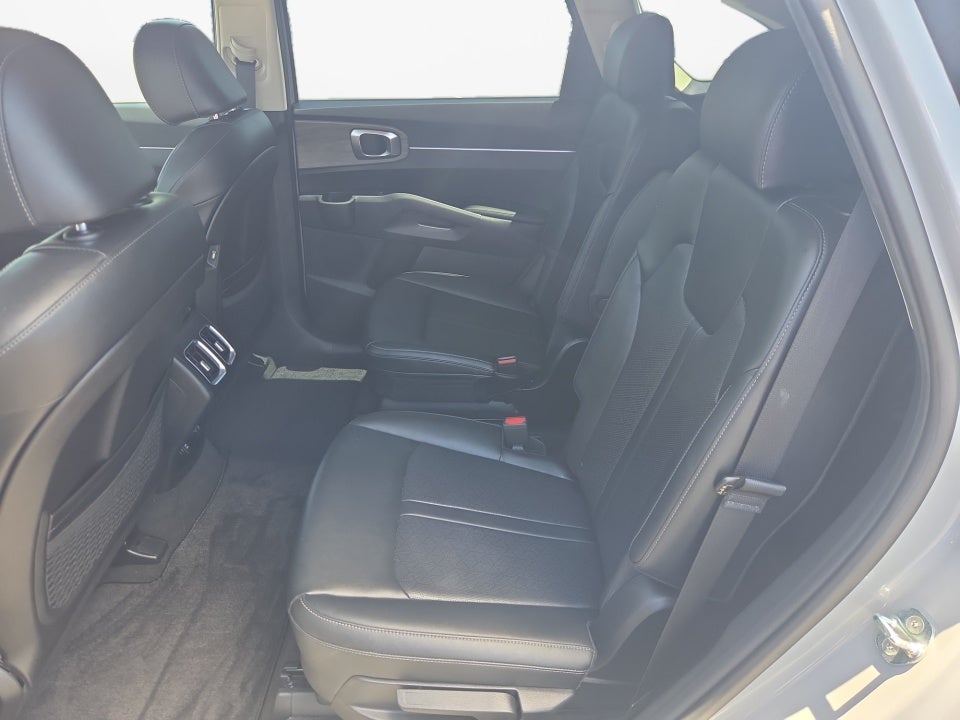 2023 Kia Sorento EX