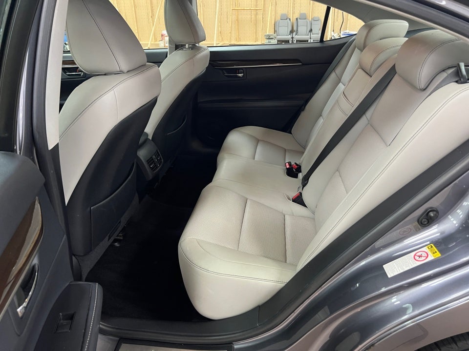 2014 Lexus ES 350 4dr Sdn