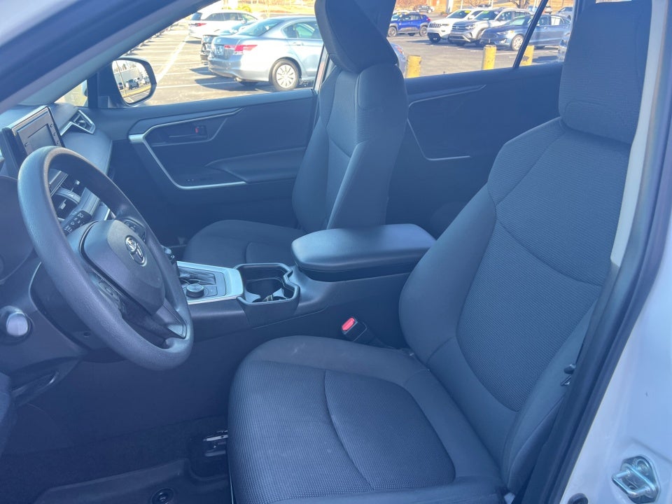 2019 Toyota RAV4 Hybrid LE