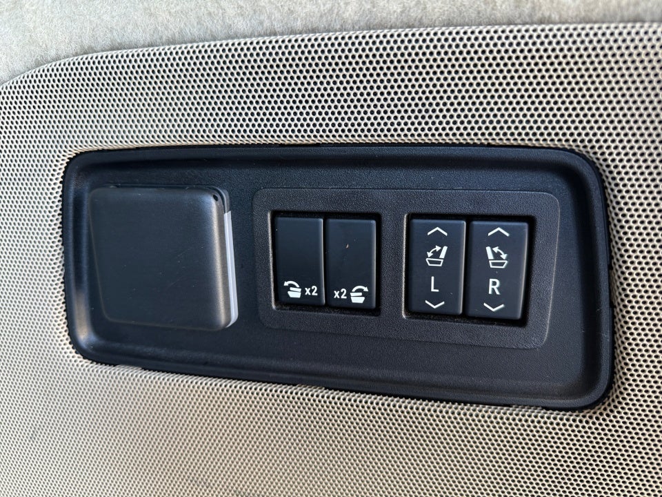 2023 Cadillac Escalade 4WD Premium Luxury