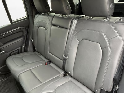 2025 Land Rover Defender 110 P500 X-Dynamic SE