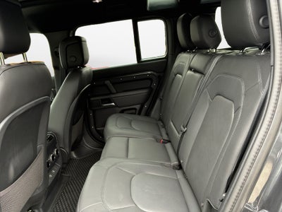 2025 Land Rover Defender 110 P500 X-Dynamic SE