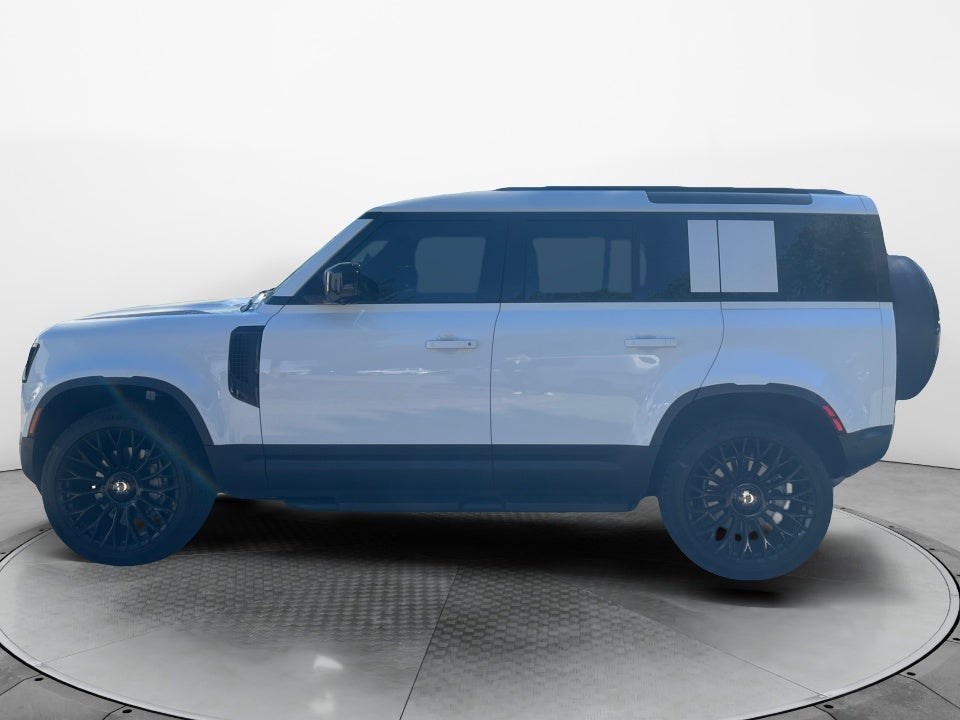 2025 Land Rover Defender 110 P400 S