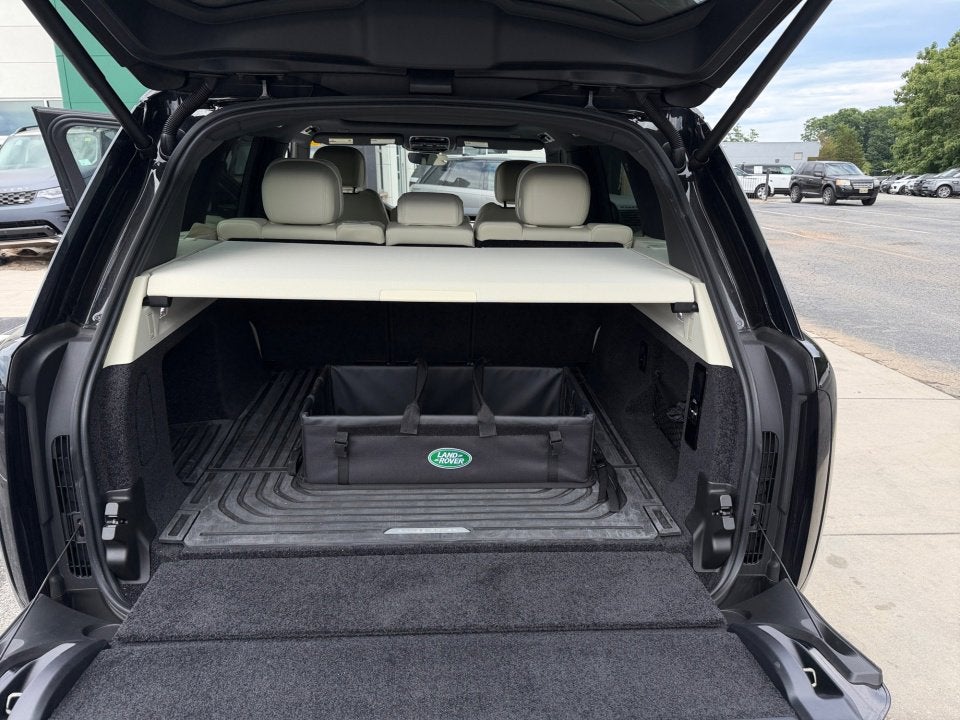 2023 Land Rover Range Rover P530 SE