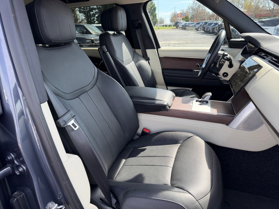 2024 Land Rover Range Rover P530 SE