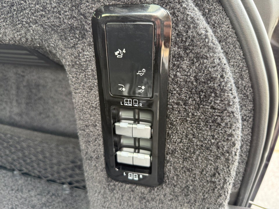 2024 Land Rover Range Rover P400 SE