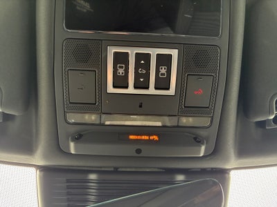 2025 Land Rover Discovery P300 S