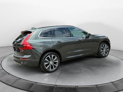 2022 Volvo XC60 Momentum