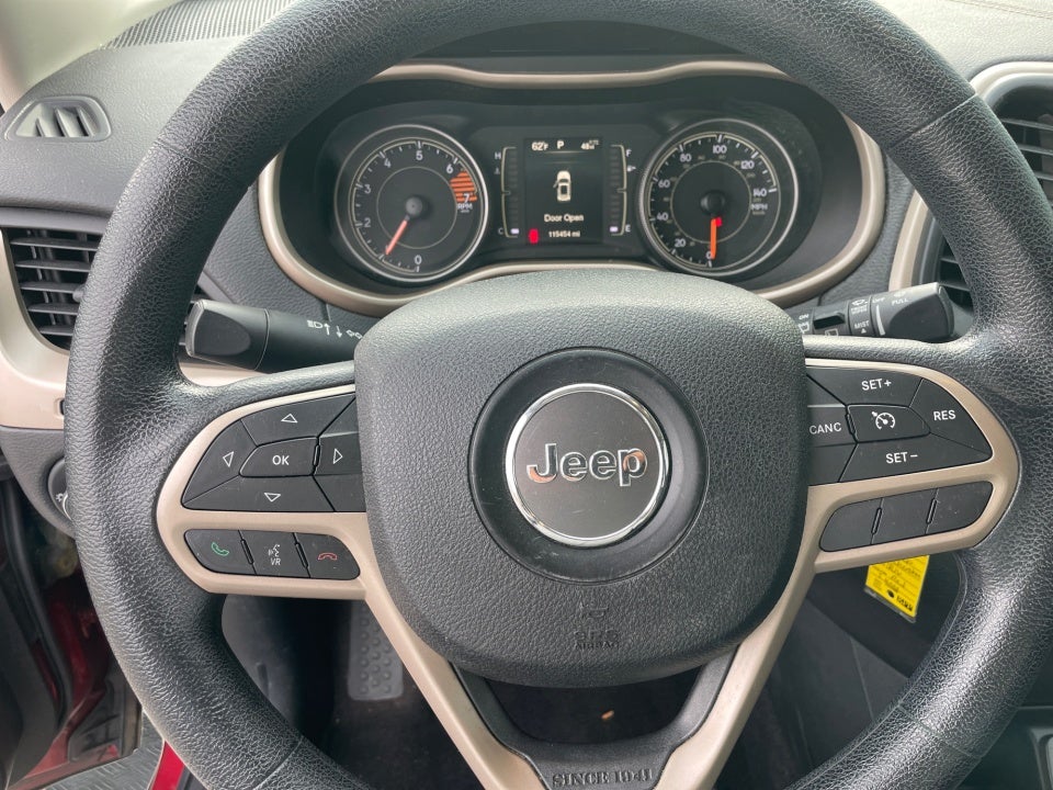 2017 Jeep Cherokee Sport FWD