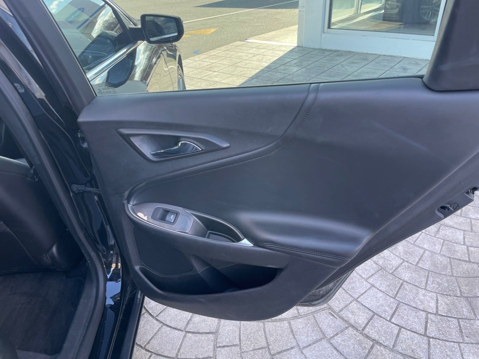 2017 Chevrolet Malibu Hybrid Hybrid