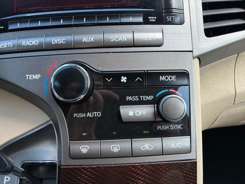 2012 Toyota Venza LE