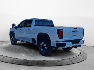 2024 GMC Sierra 2500HD 4WD Crew Cab Standard Bed Denali