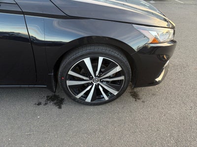 2022 Nissan Altima SR Intelligent AWD