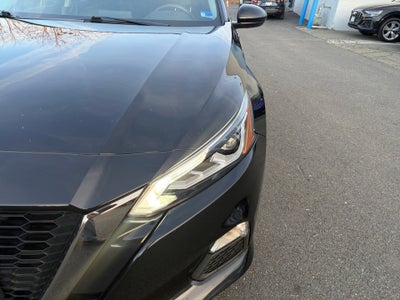 2022 Nissan Altima SR Intelligent AWD