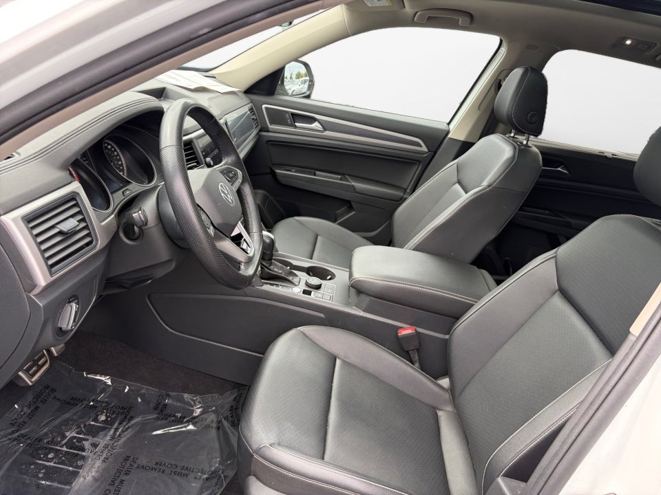 2021 Volkswagen Atlas 3.6L V6 SE w/Technology R-Line