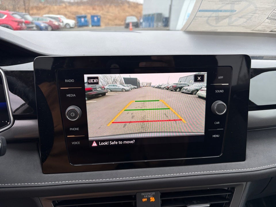 2026 Volkswagen Taos SE Black