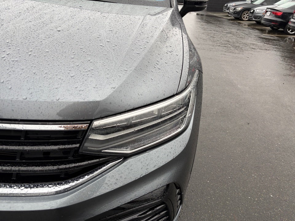 2022 Volkswagen Tiguan 2.0T SE R-Line Black