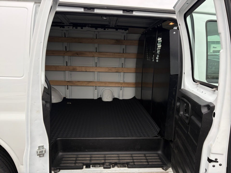2024 GMC Savana Cargo RWD 2500 Regular Wheelbase Work Van
